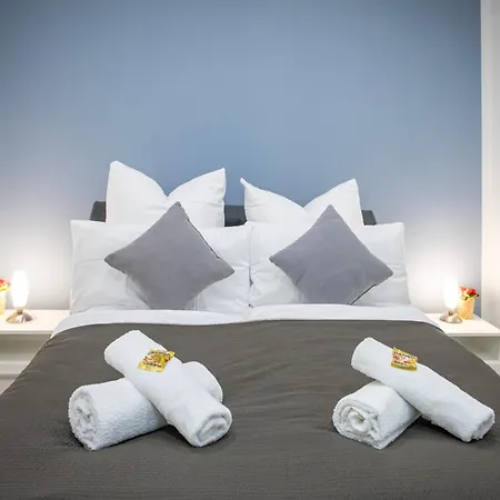 Appartement Hannibal - Design Magnolia 1, Vw Naehe, Parkplatz, Kueche, Highspeed-wlan, Fitness, Solarium Wolfsbourg